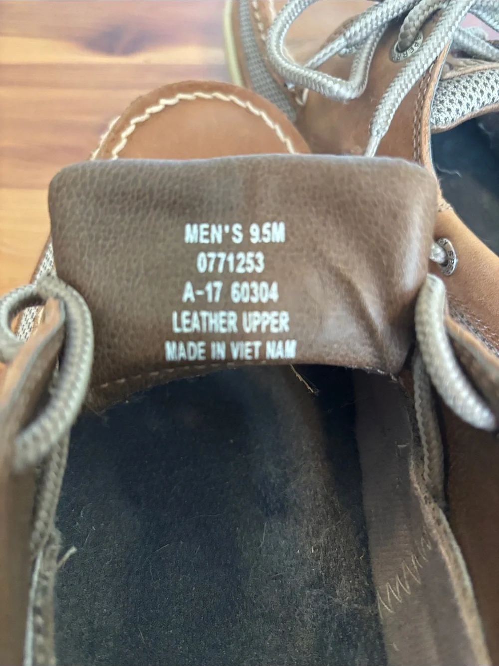 Sperry Tan Leather Lace-Up Boat Shoes
